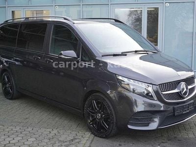 Graphitgrau Gebraucht 2022 Mercedes V220 AMG Van / Kleinbus | 56.999 € (Fairer Preis)