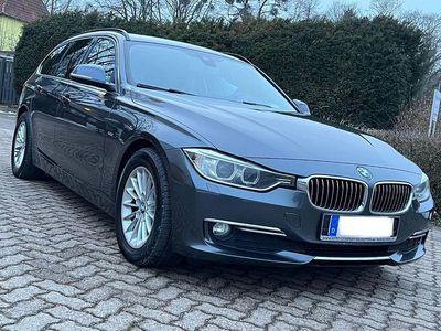 Second-hand BMW 320 Luxury Line 184 CP (135 kW) 2012 Gri Break