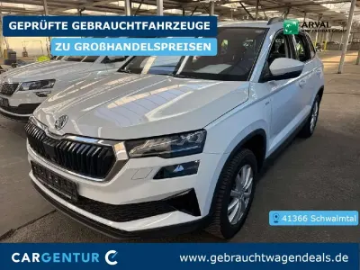 Gebraucht Skoda Karoq Tour 150 PS (110 kW) 2023 Weiß SUV