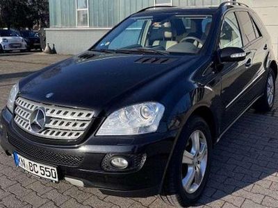 Gebraucht Mercedes ML420 306 PS (225 kW) 2007 Schwarz SUV