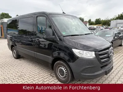 Gebraucht Mercedes Sprinter 150 PS (110 kW) 2023 Schwarz/baltic black Van