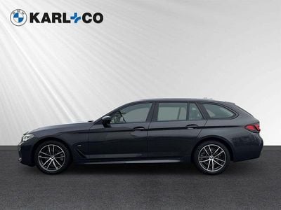 Grau Gebraucht 2022 BMW 520 M Sport Kombi | 34.888 € (Guter Preis)