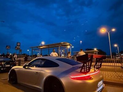 Porsche 911 Carrera 4S