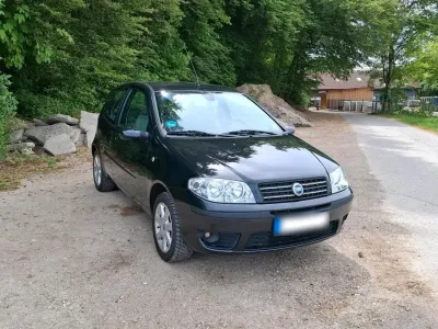 Gebraucht Fiat Punto 95 PS (69 kW) 2005 Schwarz Kleinwagen