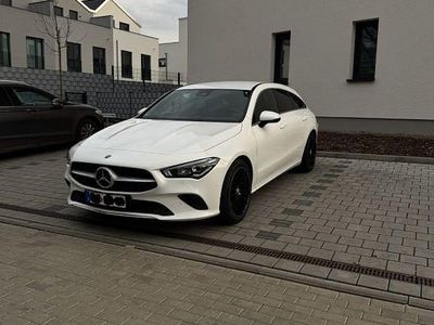 Mercedes CLA180