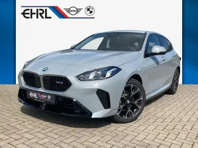 Neu BMW 120 Performance 170 PS (125 kW) 2026 Silber Kleinwagen