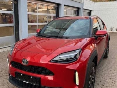 Gebraucht Toyota Yaris Cross Style 116 PS (85 kW) 2024 Rot SUV