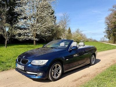 Gebraucht BMW 320 Cabriolet Exclusive 170 PS (125 kW) 2011 Blau Cabrio