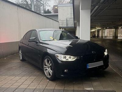 Gebraucht BMW 316 Sport Line 136 PS (100 kW) 2013 Schwarz Limousine