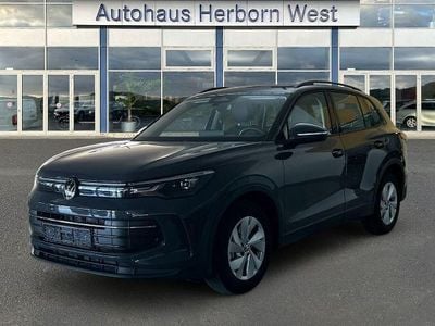 Gebraucht VW Tiguan Life 150 PS (110 kW) 2025 Grau SUV