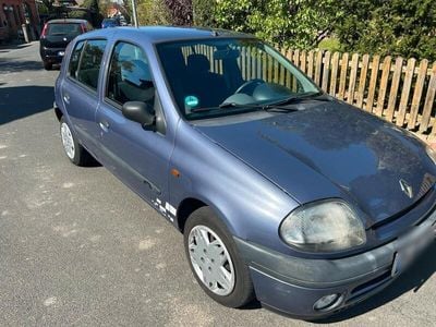 Renault Clio II