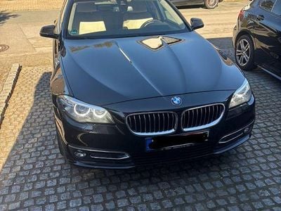 Second-hand BMW 530 Luxury Line 258 CP (189 kW) 2015 Negru Berlinǎ