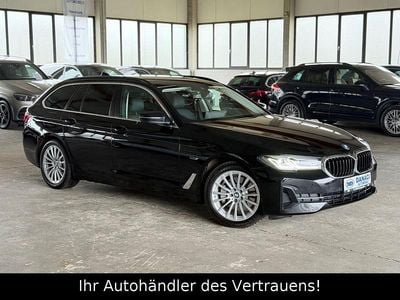 Gebraucht BMW 520 Luxury Line 163 PS (119 kW) 2022 Schwarz Kombi