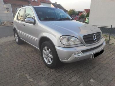 Mercedes ML270