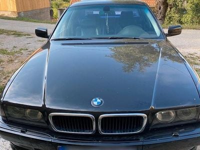 BMW 740