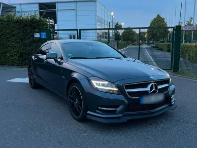 Gebraucht Mercedes CLS350 AMG 265 PS (194 kW) 2012 Andere farben Coupé