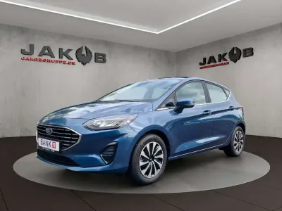 Gebraucht Ford Fiesta Titanium 125 PS (91 kW) 2023 Chrome blue Kleinwagen