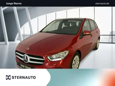 Gebraucht Mercedes B200 150 PS (110 kW) 2021 Manufaktur lack manufaktur patagonienrot metallic Kleinwagen