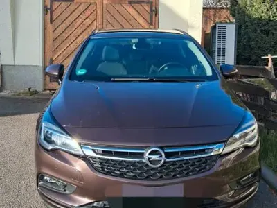 Second-hand Opel Astra S 105 CP (77 kW) 2019 Maro Break