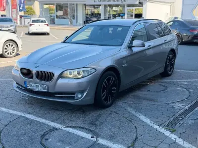 Gebraucht BMW 520 184 PS (135 kW) 2013 Beige Limousine