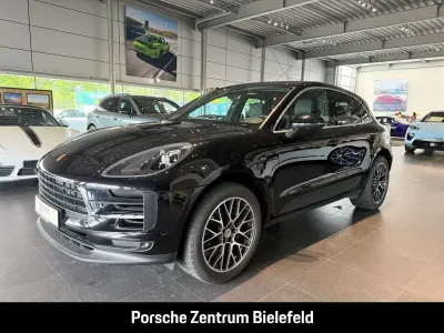 Gebraucht Porsche Macan S 354 PS (260 kW) 2021 Tiefschwarzmetallic SUV
