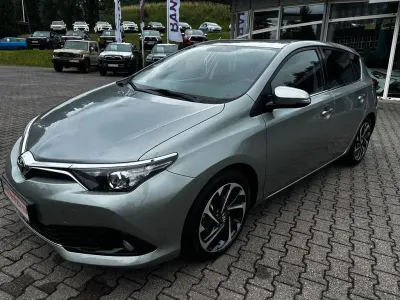 Gebraucht Toyota Auris Design 116 PS (85 kW) 2016 Grau Limousine
