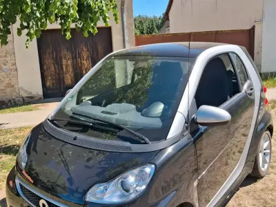 Gebraucht Smart ForTwo Coupé 71 PS (52 kW) 2013 Schwarz Coupé