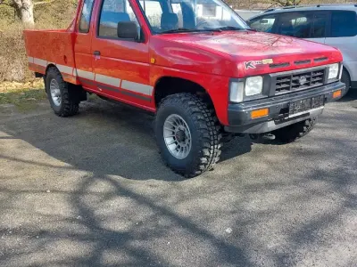 Gebraucht Nissan King 75 PS (55 kW) 1990 Rot Pickup