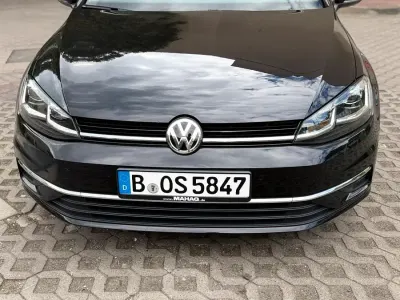 Second-hand VW Golf VII IQ Drive 150 CP (110 kW) 2019 Negru Berlinǎ
