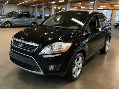 Gebraucht Ford Kuga Titanium 140 PS (102 kW) 2012 Schwarz SUV