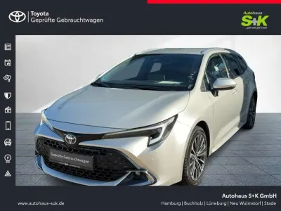 Second-hand Toyota Corolla Team 141 CP (103 kW) 2025 Argintiu Break