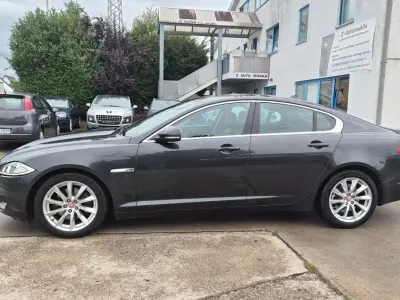 Gebraucht Jaguar XF 200 PS (147 kW) 2014 Grau Limousine