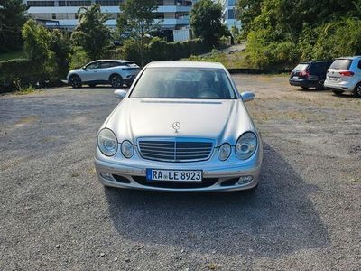 Mercedes E240