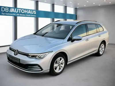 Brugt VW Golf VIII Life 116 HK (85 kW) 2024 Sølv Stationcar