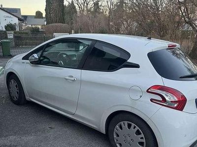 Gebraucht 2013 Peugeot 208 Style Kleinwagen | 3.800 € (Fairer Preis)