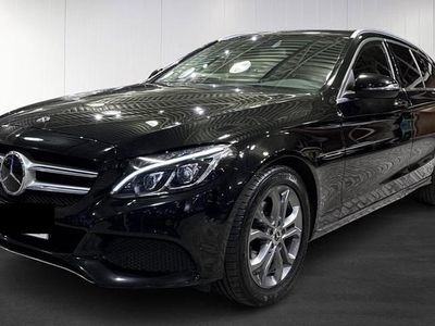 Schwarz Gebraucht 2018 Mercedes C180 Avantgarde Kombi | 19.800 € (Fairer Preis)