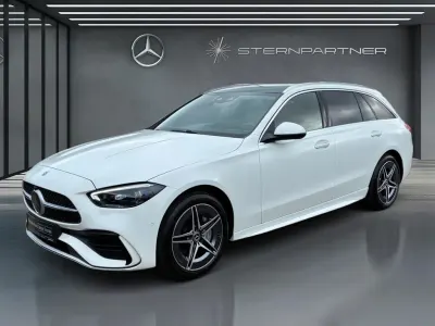 Używany Mercedes C300e AMG 313 KM (230 kW) 2024 Biały Sedan/Limuzyna