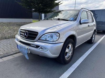 Mercedes ML270