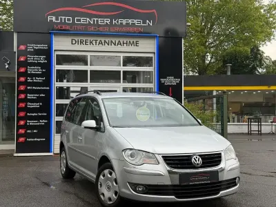 Gebraucht VW Touran Trendline 102 PS (75 kW) 2009 Reflexsilber metallic Van / Kleinbus
