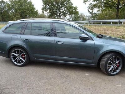 Gebraucht Skoda Octavia RS 220 PS (161 kW) 2016 Grau Kleinwagen