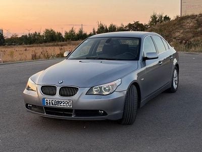 Gebraucht BMW 523 177 PS (130 kW) 2006 Grau Limousine