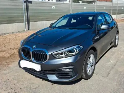 Gebraucht BMW 118 150 PS (110 kW) 2021 Grau Kleinwagen