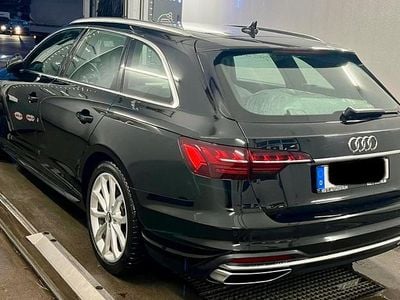 Gebraucht Audi A4 Advanced 190 PS (139 kW) 2020 Schwarz Kombi