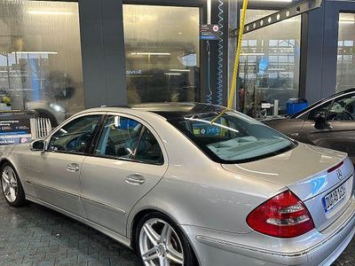 Gebraucht Mercedes E270 Avantgarde 177 PS (130 kW) 2003 Silber Limousine