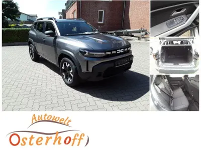 Neu Dacia Duster Essentiel 101 PS (74 kW) 2025 Grau SUV