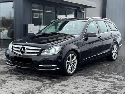 Schwarz Gebraucht 2013 Mercedes C220 Avantgarde Kombi | 12.300 € (Fairer Preis)