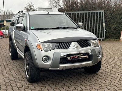Silber Gebraucht 2009 Mitsubishi L200 Abholung | 14.900 € (Teuer)