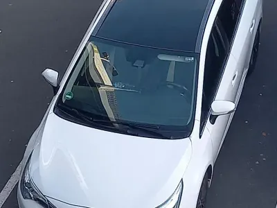 Gebraucht Toyota Avensis Edition-S 147 PS (108 kW) 2018 Weiß Kombi