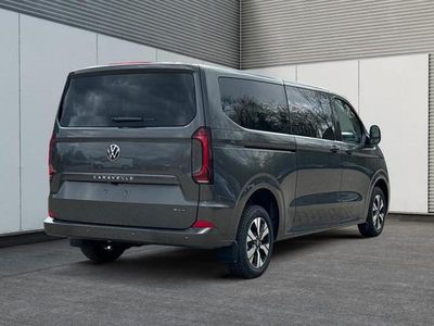 Nuova VW Caravelle Style 170 CV (125 kW) 2026 Grigio Furgone