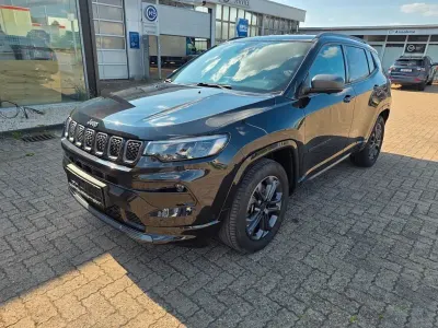 Gebraucht Jeep Compass 80th Anniversary 190 PS (139 kW) 2021 Schwarz SUV